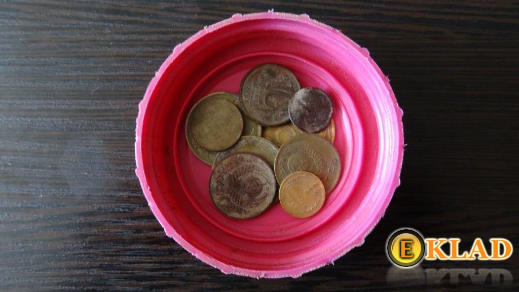 Монеты - подготовленные к мыльному раствору